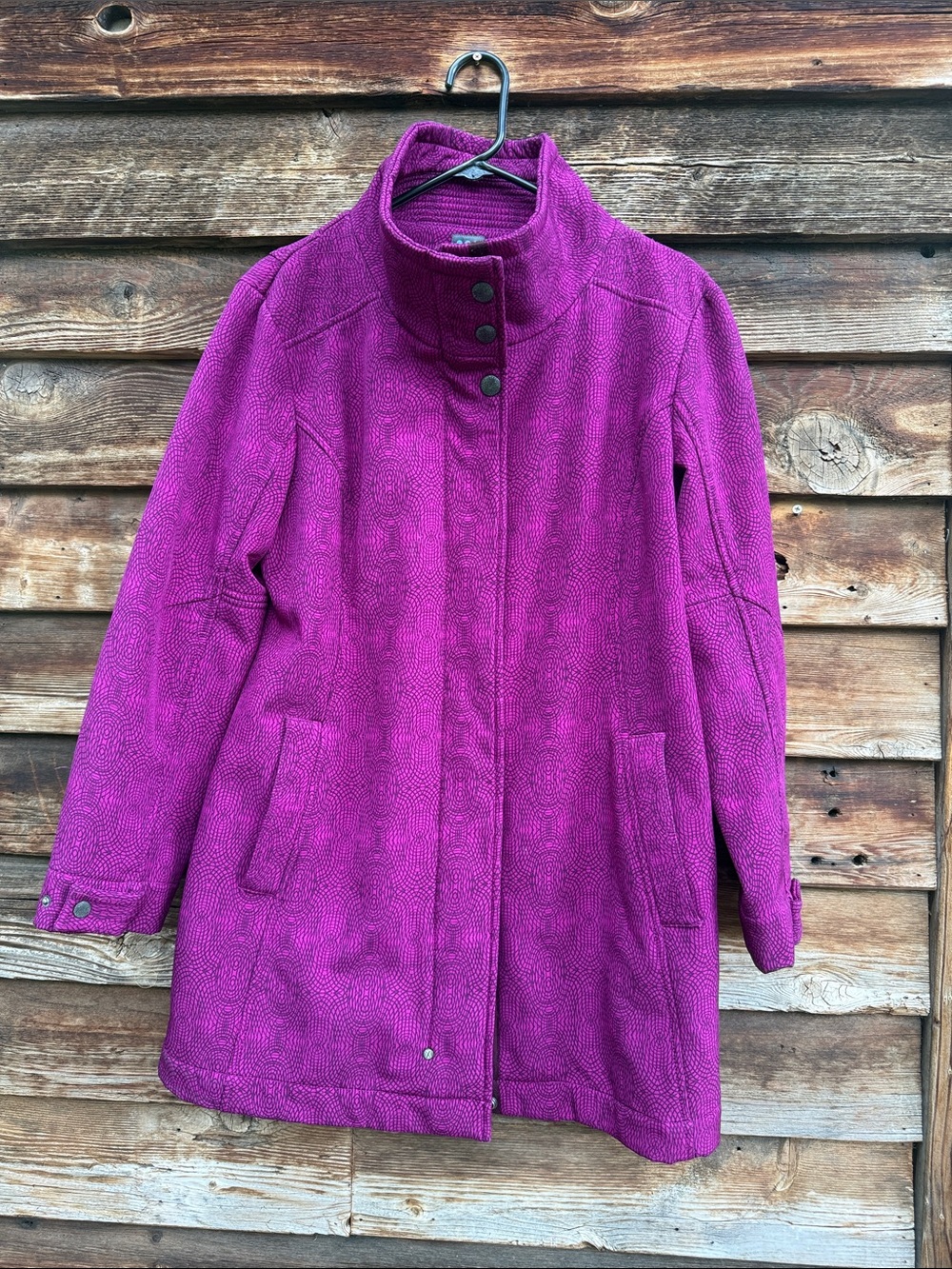 Title nine jacket zip and button